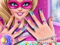 Leikur Ofurhetjudúkku manicure á netinu