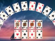 Leikur Crescent Solitaire  á netinu