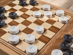 Leikur Checkers Two Player á netinu