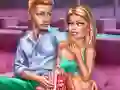 Leikur Ellie Cinema Flirting á netinu