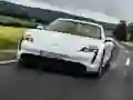 Leikur Porsche Taycan á netinu