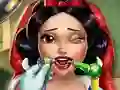 Leikur Snow White Real Dentist á netinu
