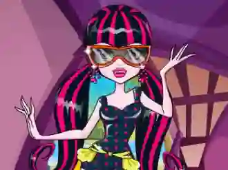 Leikur Draculaura Swimsuits Design á netinu