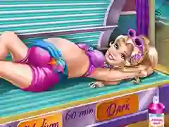 Leikur Pregnant Princess Tanning Solarium á netinu