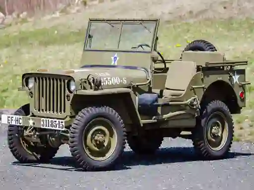 Leikur Military Cars Puzzle á netinu