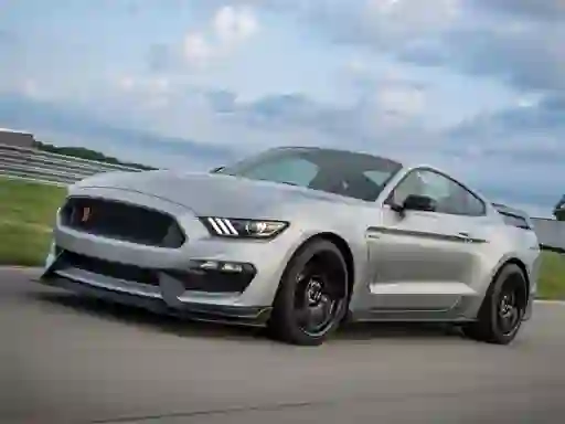 Leikur Mustang Shelby Puzzle á netinu