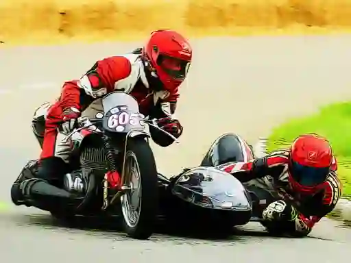 Leikur Sidecar Racing Puzzle á netinu
