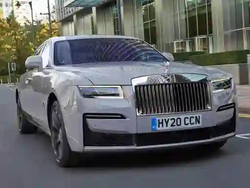 Leikur Rolls-Roycs Ghost Slide á netinu