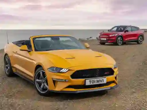 Leikur Ford Mustang California Special Slide á netinu