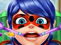 Leikur Ladybug: Læknir meðhöndlar háls  á netinu