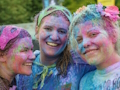 Leikur Holi Girls Jigsaw á netinu